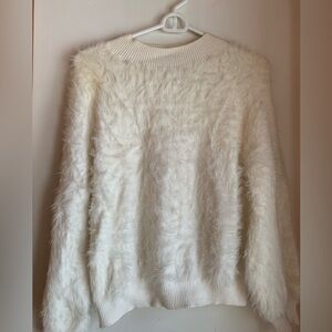 Urban Outfitters White Faux Fur Fluffy Sweater Sz Medium